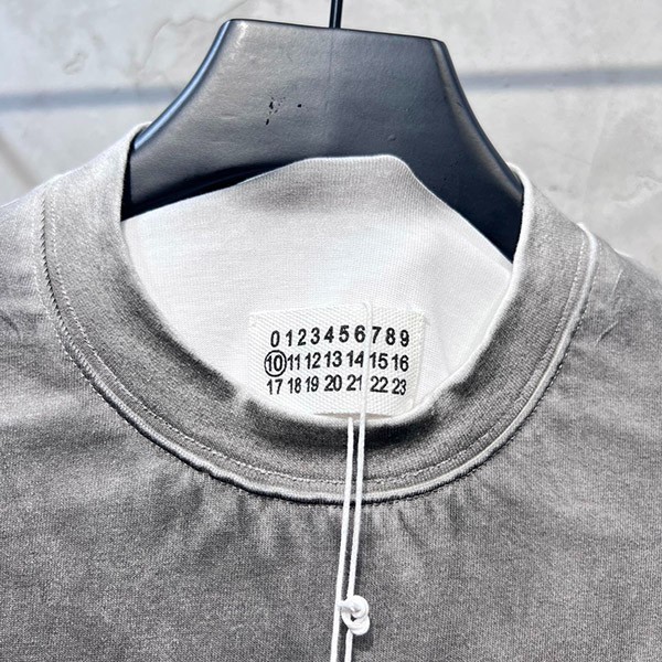 エムエムシックス ベーシック オーバーサイズ Tシャツ 偽物 Mao44849